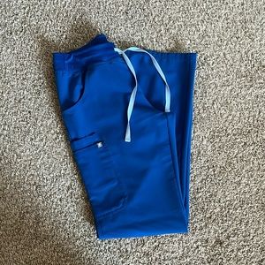 SMALL TALL / Women’s FIGS scrub Pants